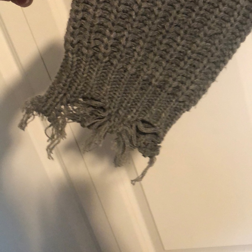 Sweater - Picture 2 of 3